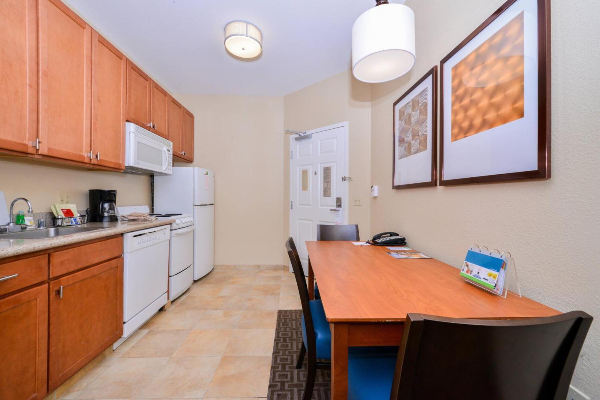 Towneplace Suites Thousand Oaks Ventura County Экстерьер фото
